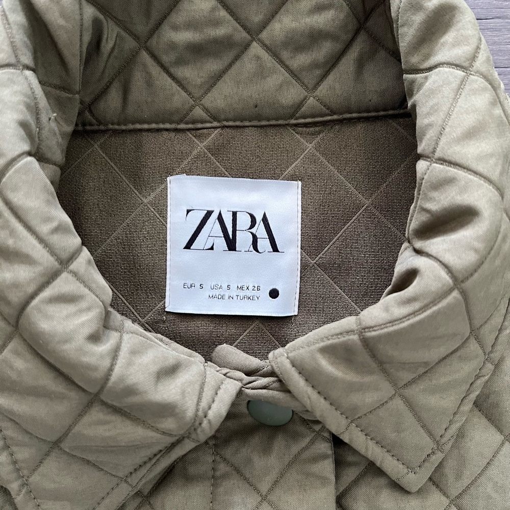WOMENS  ZARA QUILTED GREEN ARMY VEST JACKET SZ SMALL - Picture 8 of 10